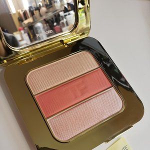 Tom Ford- Soleil Contouring Compact: 03 Nude Glow